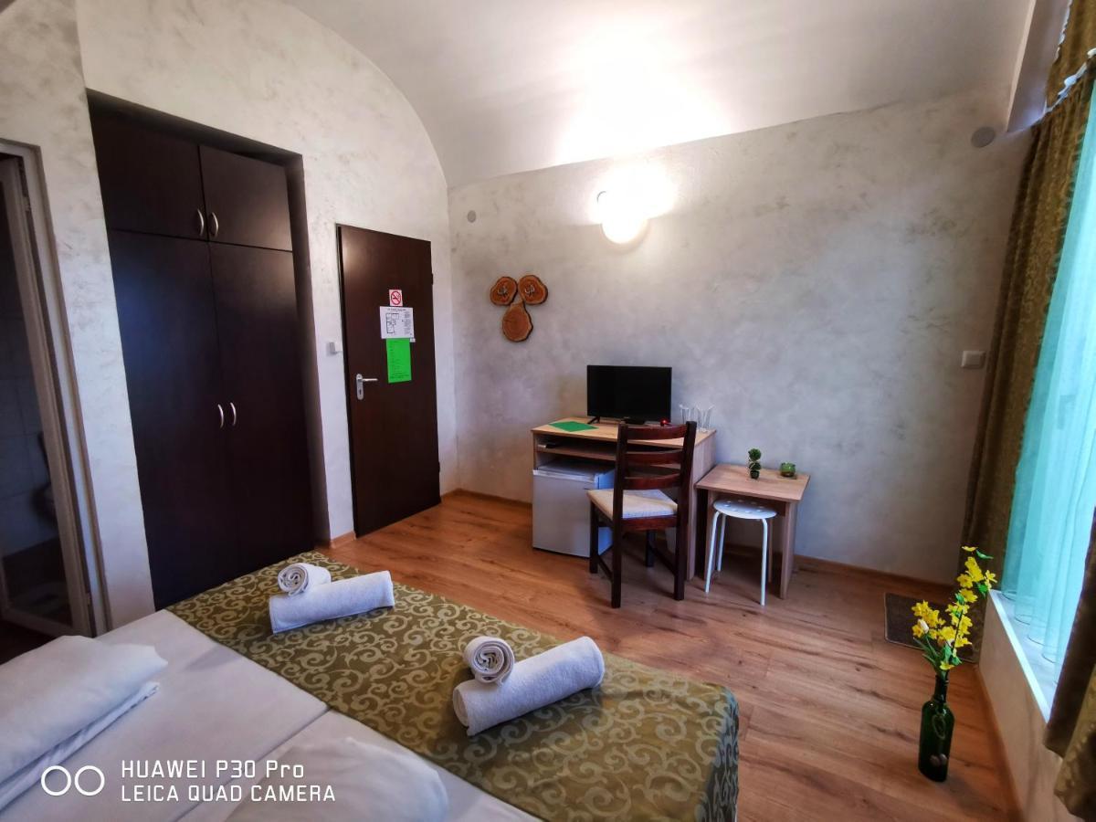Hotel Swiss Shumen Exterior foto